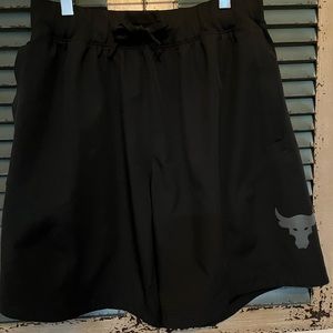 Project rock Under Armour shorts size large